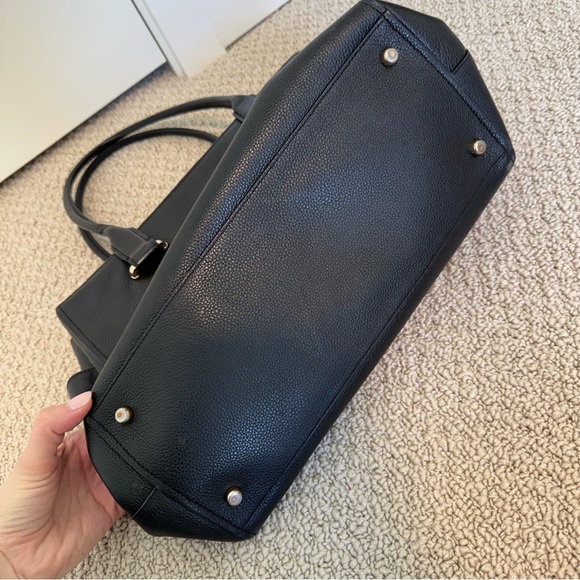 Coach Swagger Carryall - Picture 11 of 15